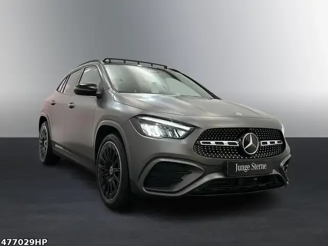 Mercedes-Benz GLA 220