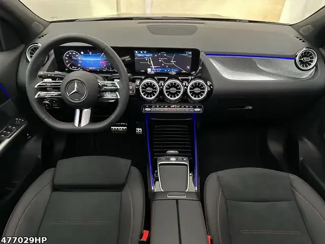 Mercedes-Benz GLA 220