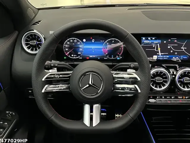 Mercedes-Benz GLA 220
