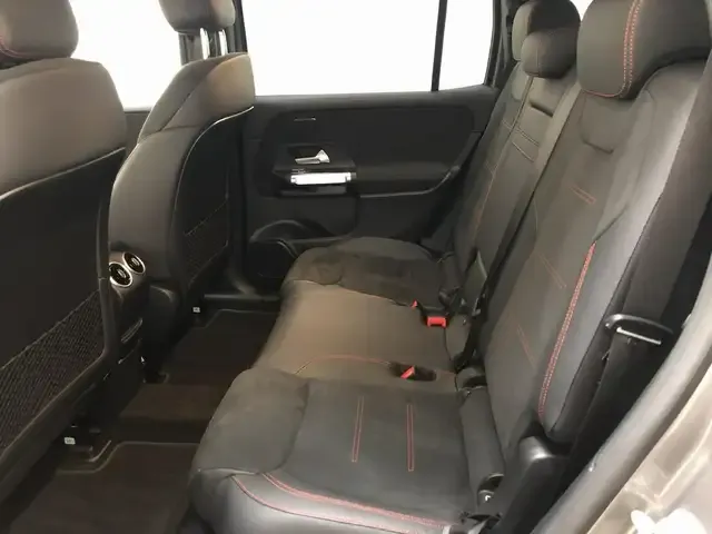 Mercedes-Benz EQB 300