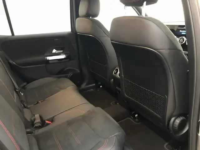 Mercedes-Benz EQB 300
