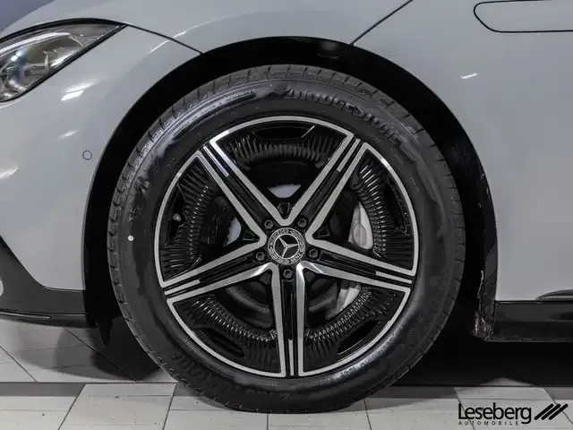 Mercedes-Benz EQE 500