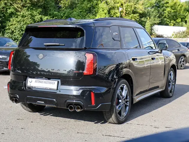 MINI John Cooper Works Countryman