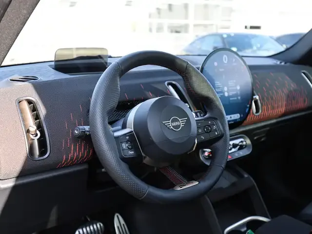 MINI John Cooper Works Countryman