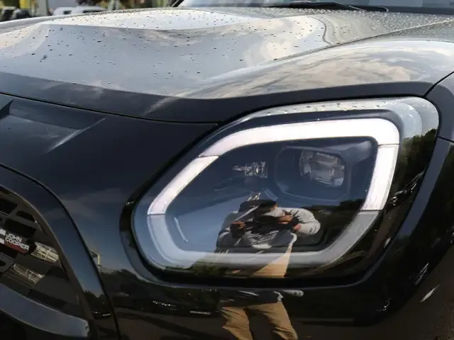 MINI John Cooper Works Countryman