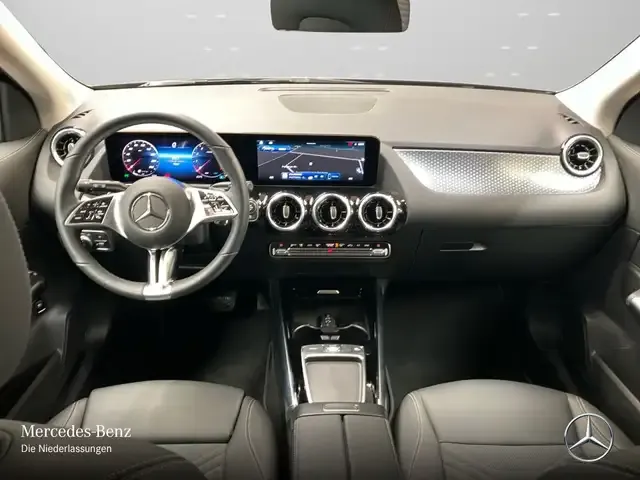 Mercedes-Benz GLA 180