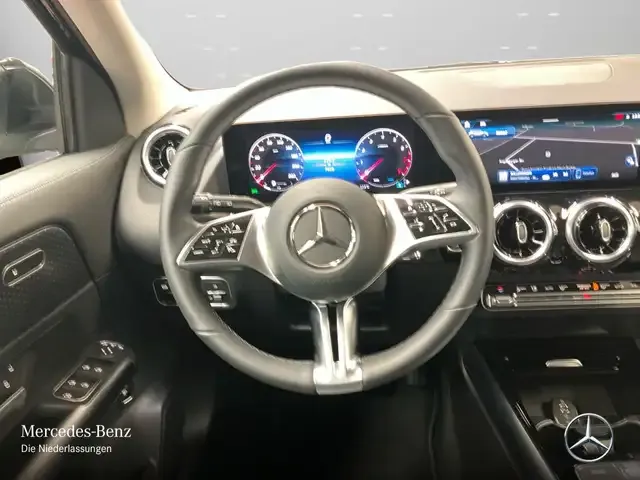 Mercedes-Benz GLA 180