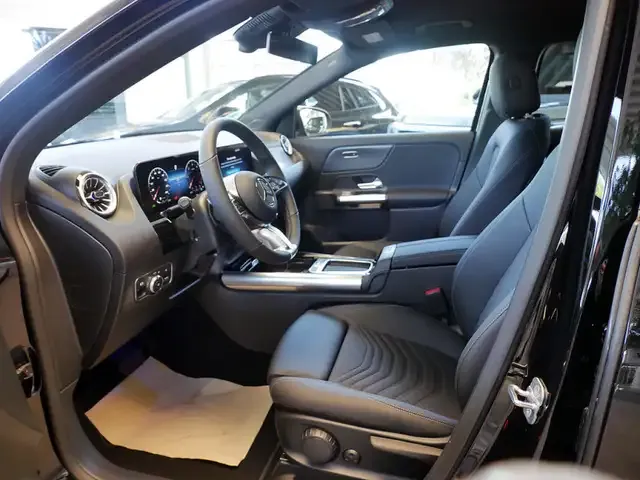 Mercedes-Benz GLA 180