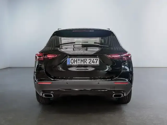 Mercedes-Benz GLA 180