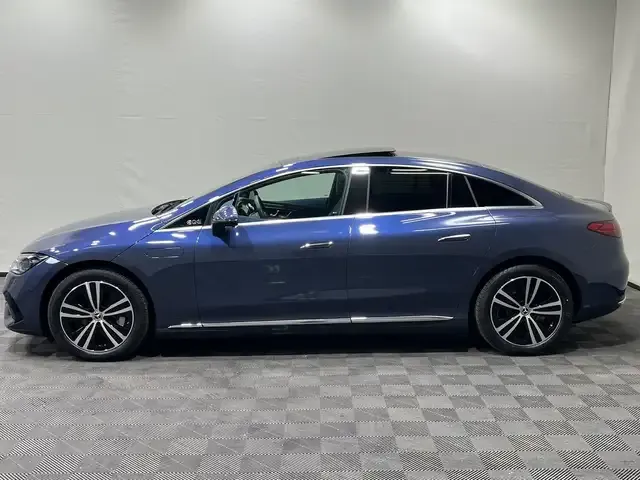 Mercedes-Benz EQE 300