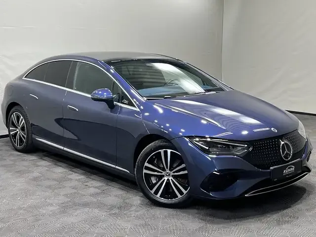Mercedes-Benz EQE 300