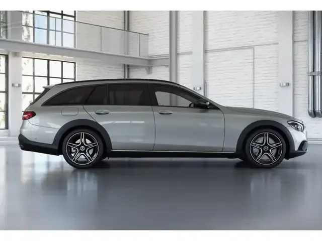 Mercedes-Benz E 400