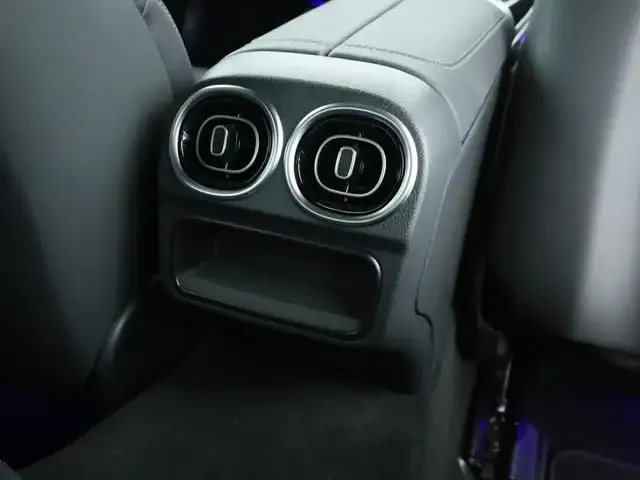 Mercedes-Benz CLE 200