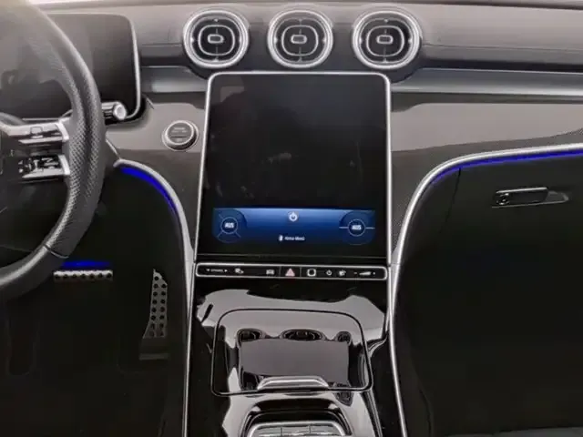 Mercedes-Benz CLE 200