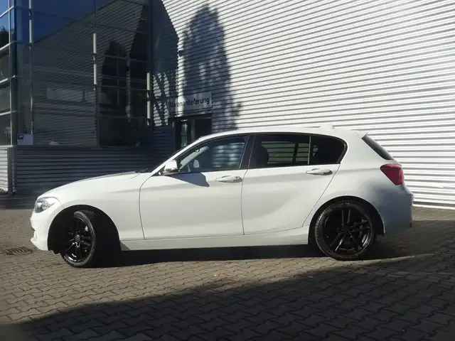 BMW 120