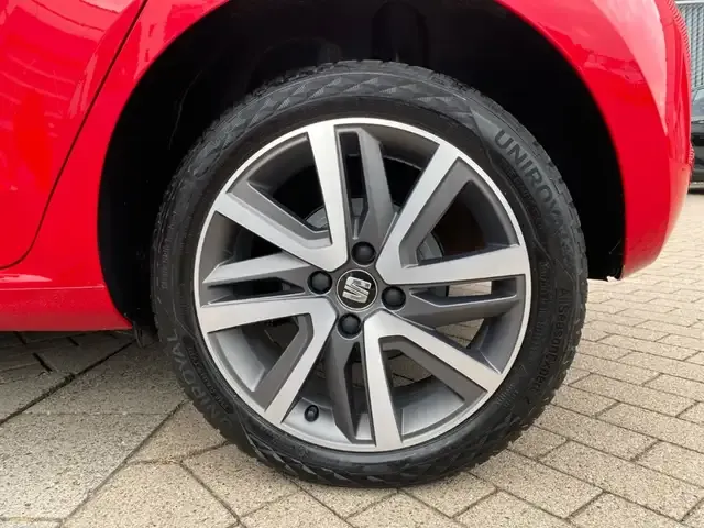 SEAT Mii