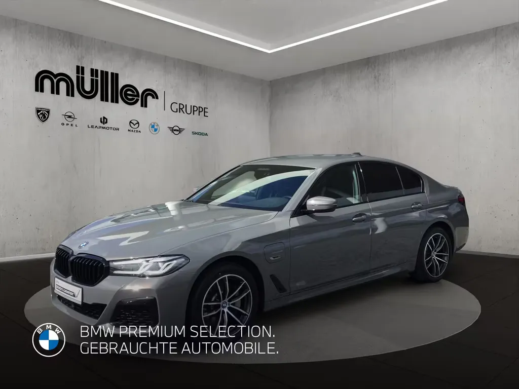 BMW 530