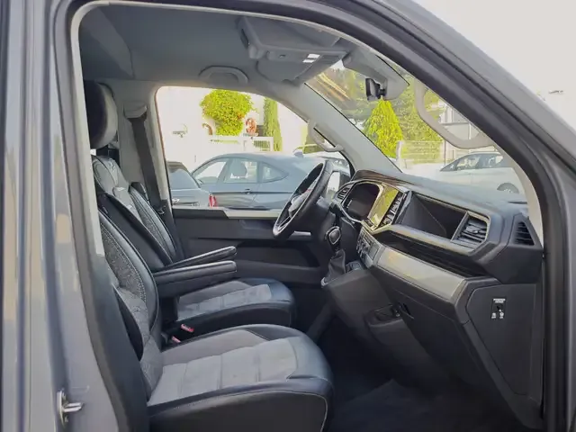 Volkswagen T6.1 Multivan