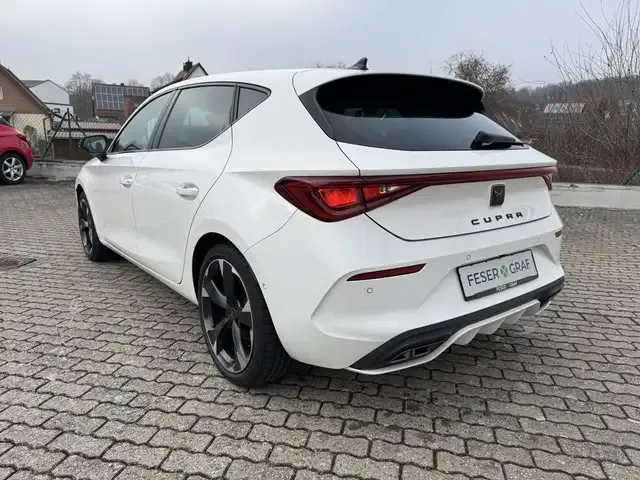 CUPRA Leon