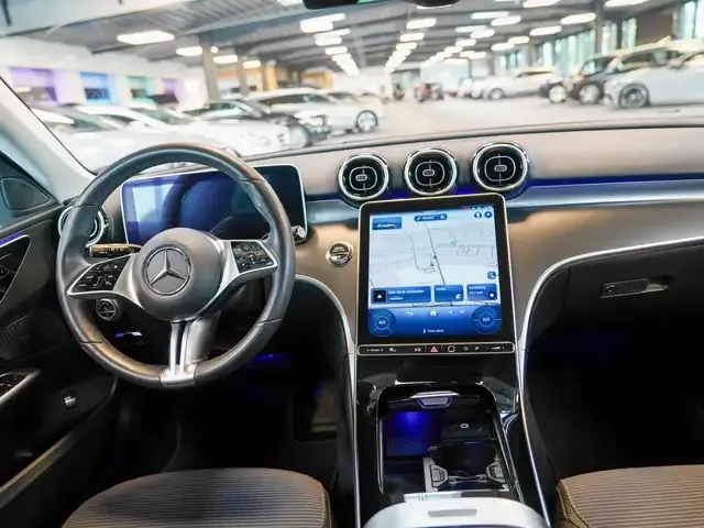 Mercedes-Benz C 180