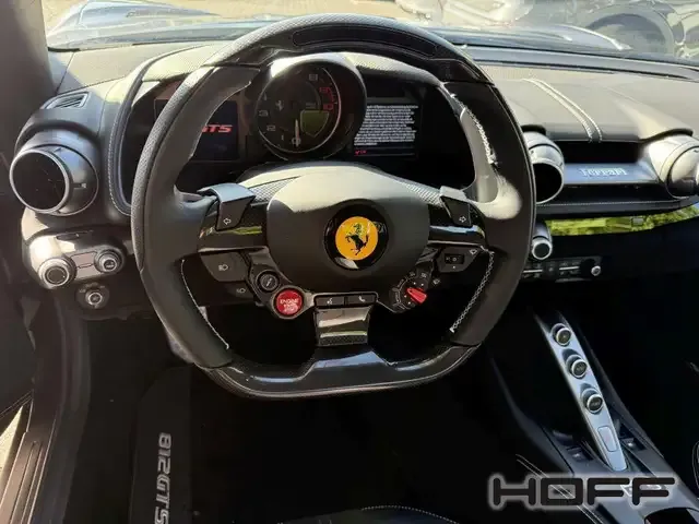 Ferrari 812