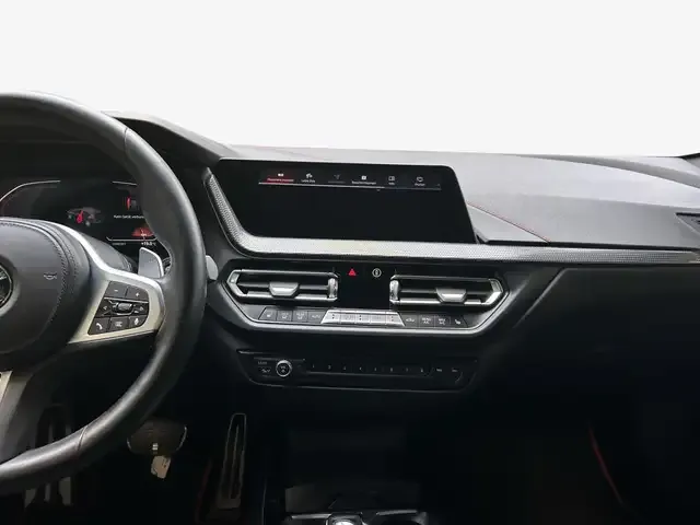 BMW 128