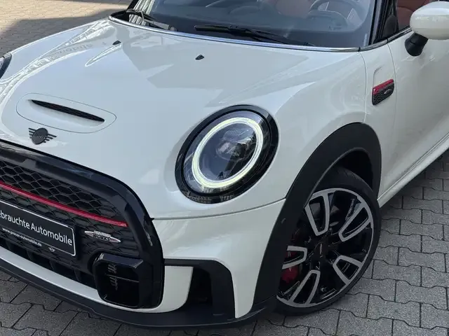 MINI John Cooper Works Cabrio