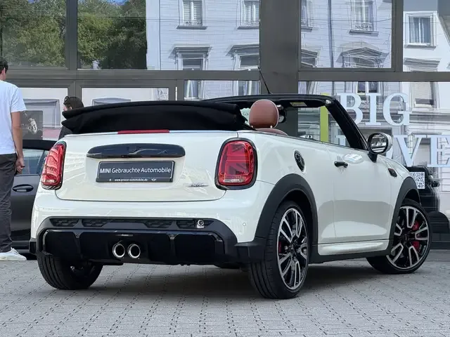MINI John Cooper Works Cabrio