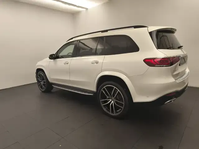 Mercedes-Benz GLS 400