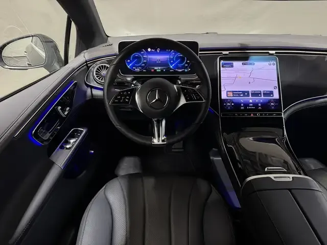 Mercedes-Benz EQE 300