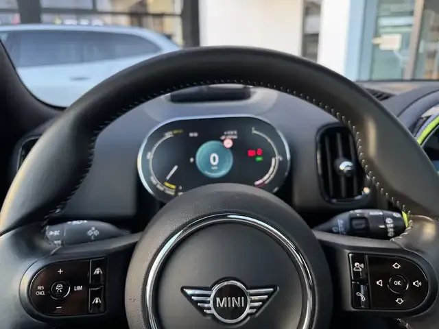 MINI Cooper SE Countryman