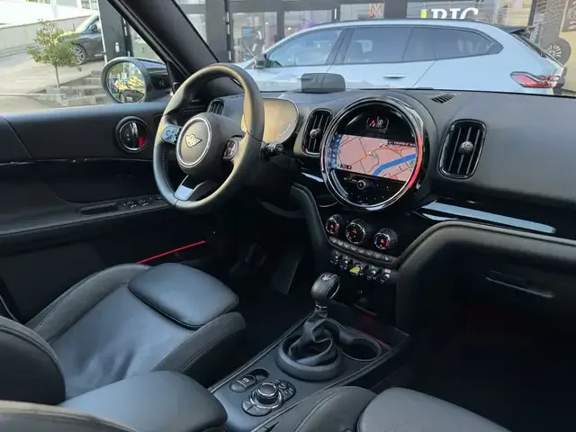 MINI Cooper SE Countryman