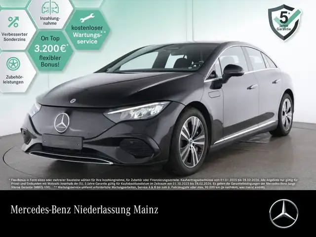 Mercedes-Benz EQE 300