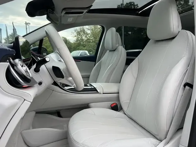 Mercedes-Benz EQE SUV