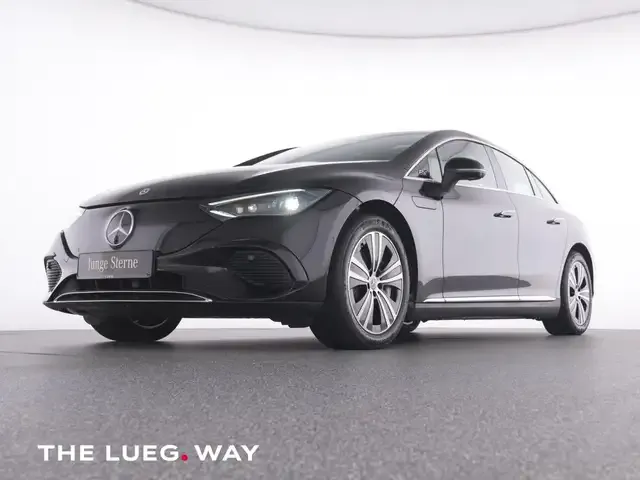Mercedes-Benz EQE 300