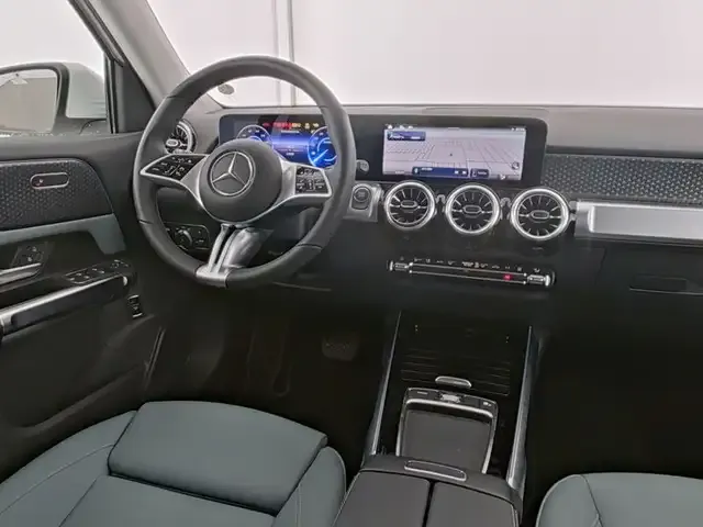 Mercedes-Benz EQB 250