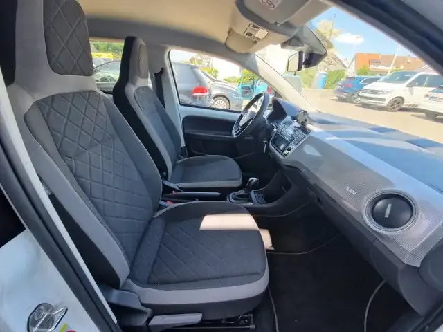 Volkswagen e-up!