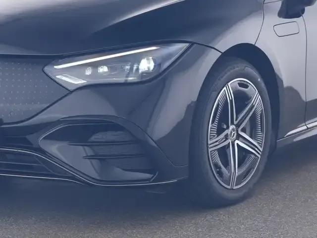 Mercedes-Benz EQE 300