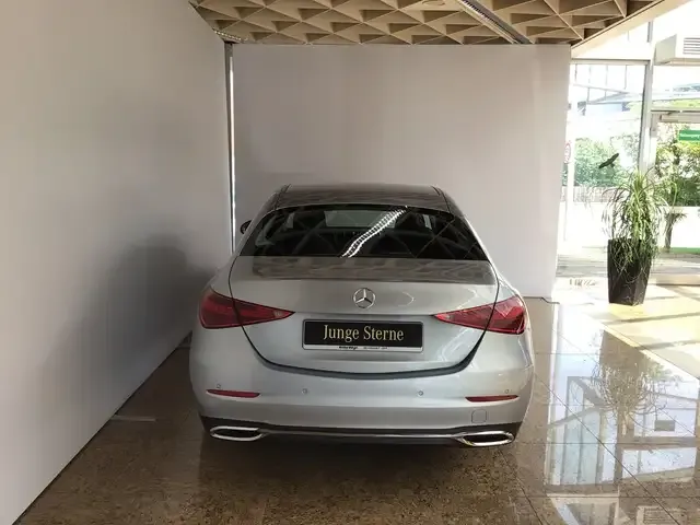 Mercedes-Benz C 180