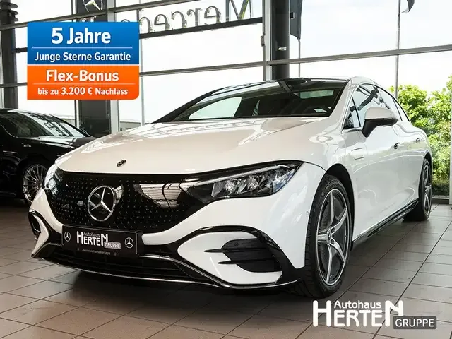 Mercedes-Benz EQE 300