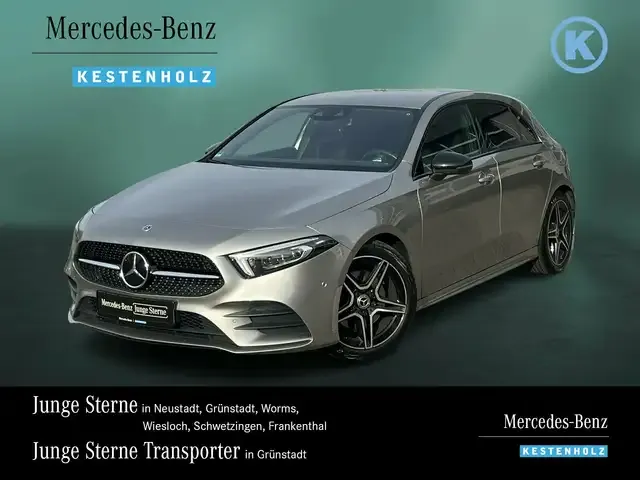 Mercedes-Benz A 220