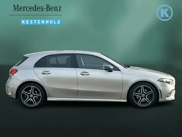 Mercedes-Benz A 220