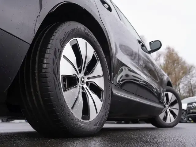 Mercedes-Benz EQC 400