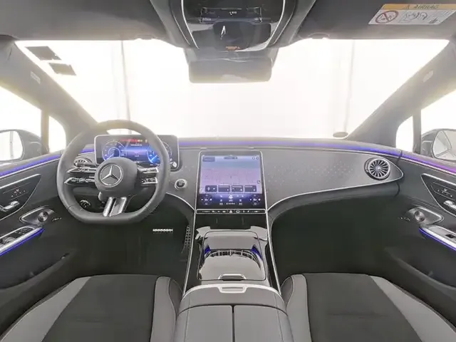 Mercedes-Benz EQE 350