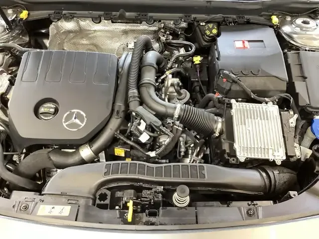 Mercedes-Benz CLA 180