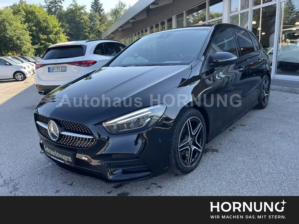 Mercedes-Benz B 200