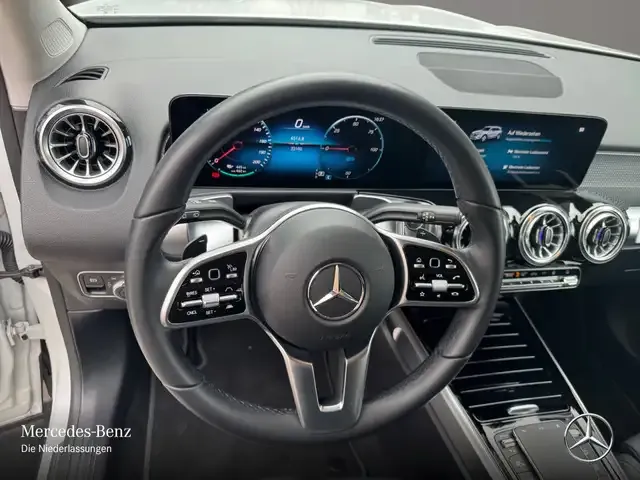 Mercedes-Benz EQB 250