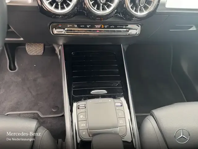 Mercedes-Benz EQB 250