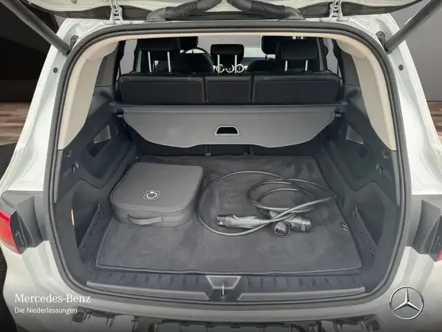 Mercedes-Benz EQB 250