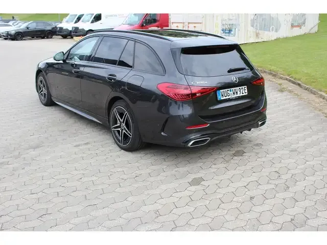 Mercedes-Benz C 300